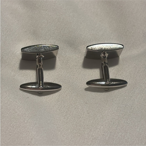French cuff CUFFLINKS Black and Silver toned metal Cufflinks used one time - Picture 7 of 7